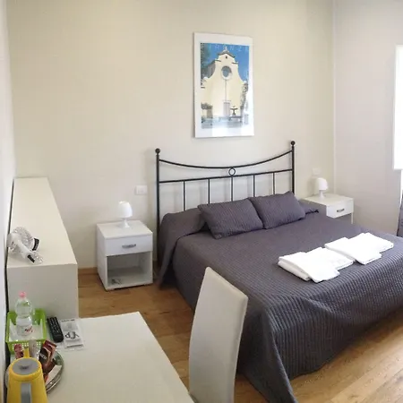 Nocleg ze śniadaniem Le Ghiacciaie 3*