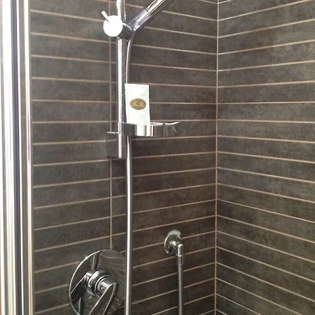 Le Ghiacciaie Nocleg ze śniadaniem 3*